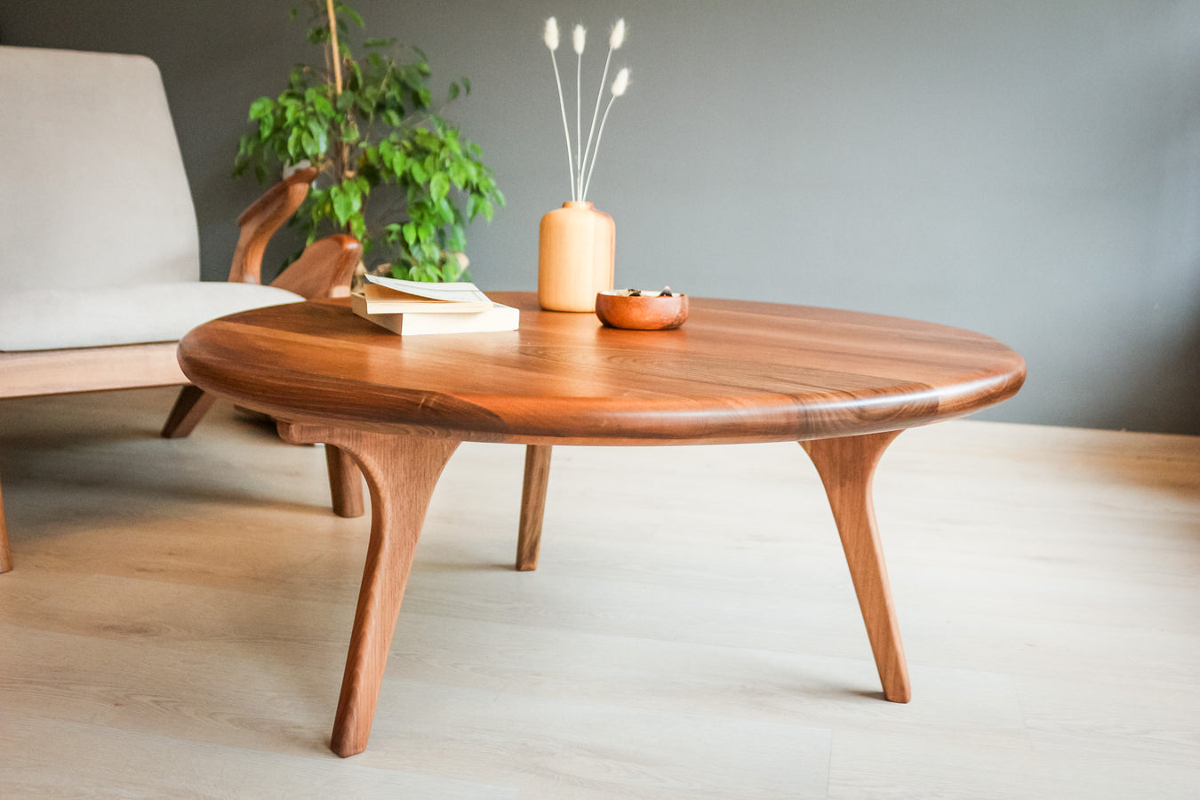 Round Coffee Tables