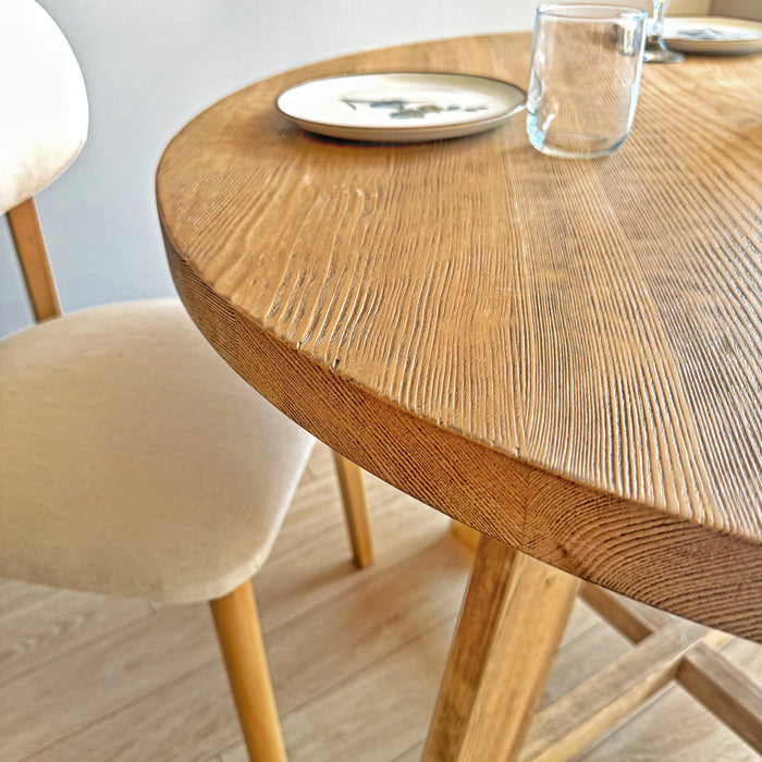 close-up view of the grains and natural beauty of the table