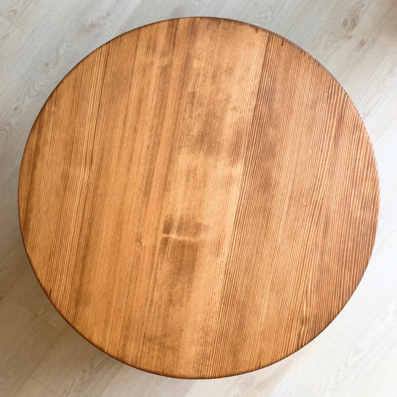 Aola Solid Pine Wood Coffee Table with Storage – Farmhouse Rustic Round Design