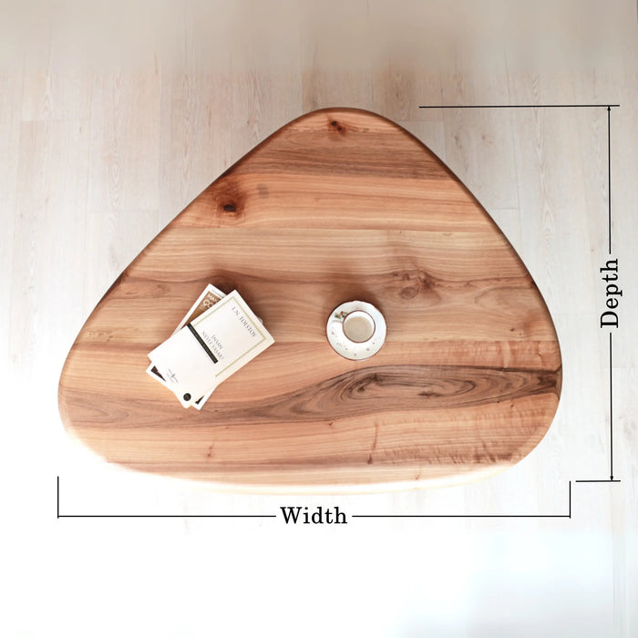 Top-down view of the coffee table, showing the explaining the dimensions.