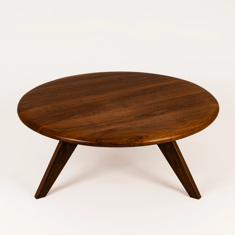 The captivating beauty of walnut's natural grain