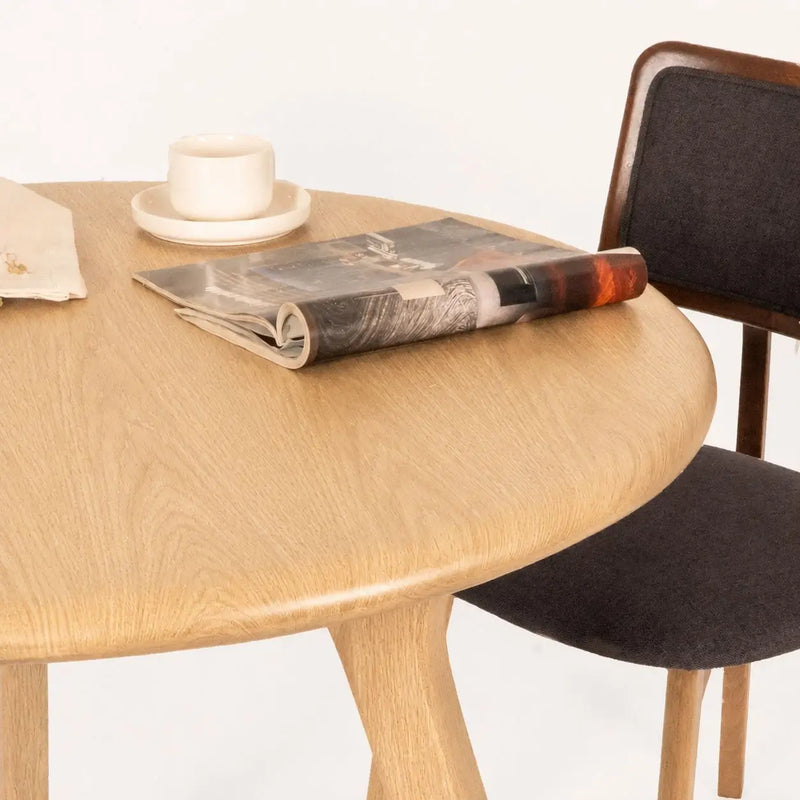 Sidney Circular Dining Table Solid Oak Wood – Mid-Century Modern Design