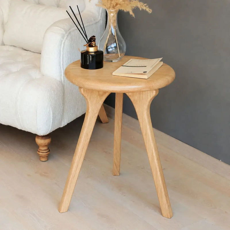 Sidney Round Side Table Solid Oak Wood – Mid-Century Modern Design