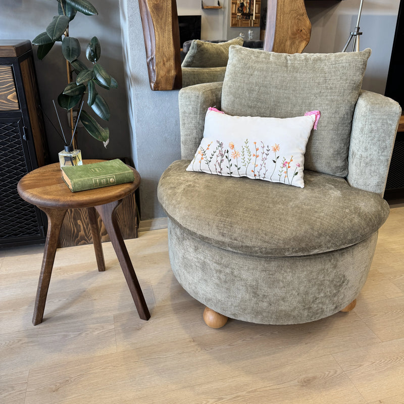 Sidney Walnut Wood Round 16" Side Table – Ready to Ship