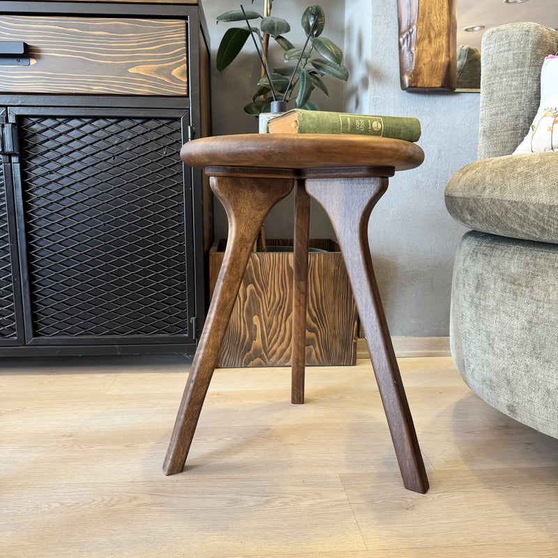 Sidney Walnut Wood Round 16" Side Table – Ready to Ship