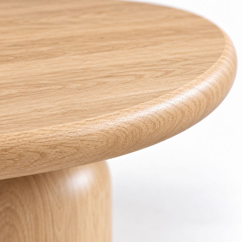 Close-Up of Natural Oak Finish Wood Grain and Rounded Edge on Solen Round Solid Oak Coffee Table by Tomruque