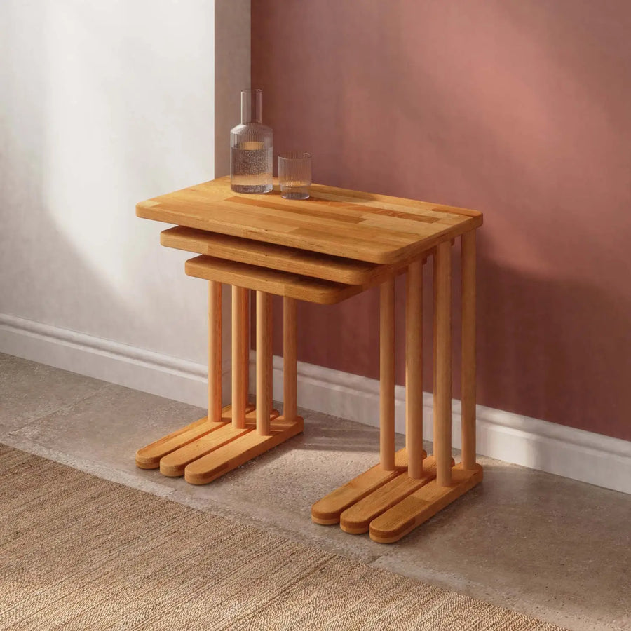 Front view of the Stark Solid Wood Nesting Table – A modern C-shaped nesting table crafted from solid wood, featuring a sleek and minimalist design.