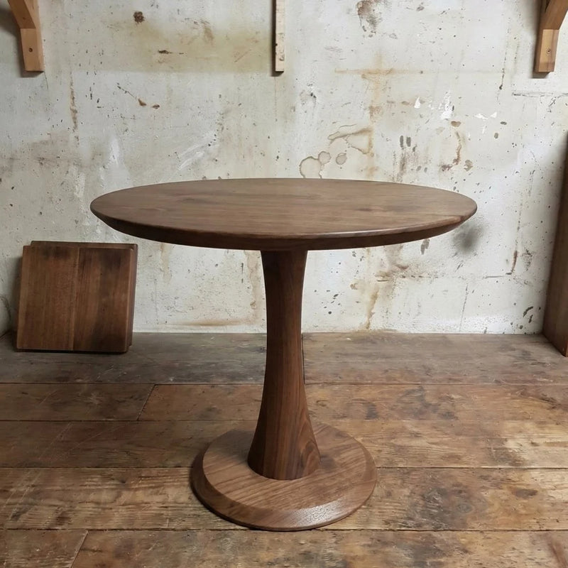 Alya Solid Walnut Sculptural Pedestal Dining Table – Round Modern Design