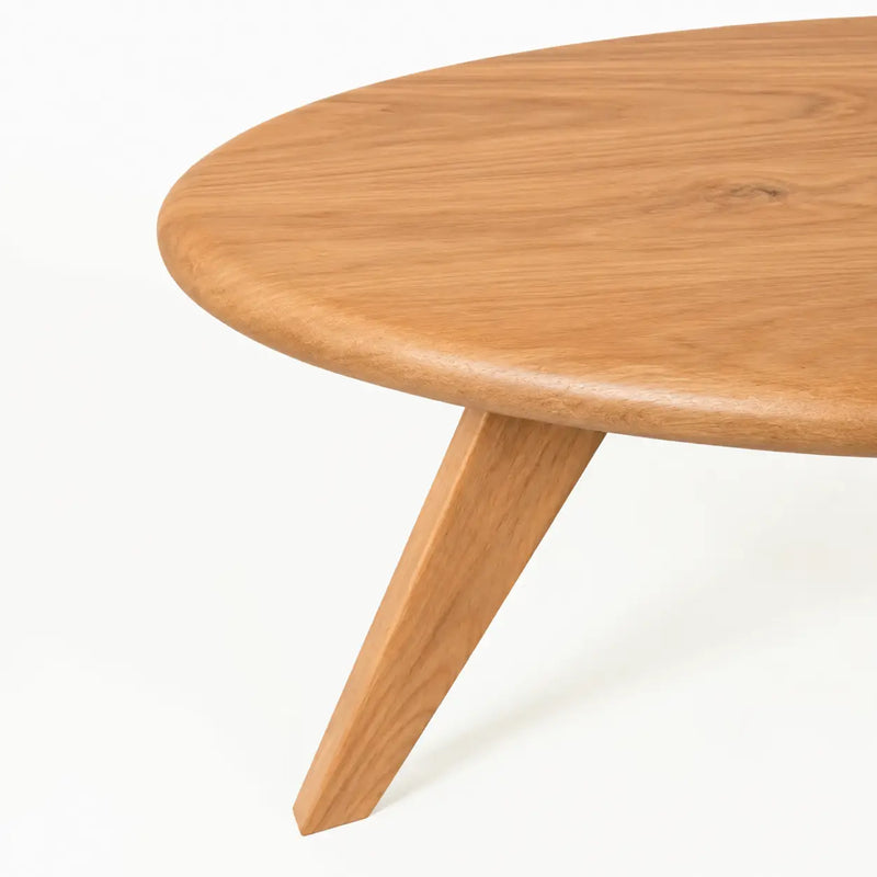 Petra Solid Oak Wood Round Coffee Table – Handcrafted Mid-Century Modern